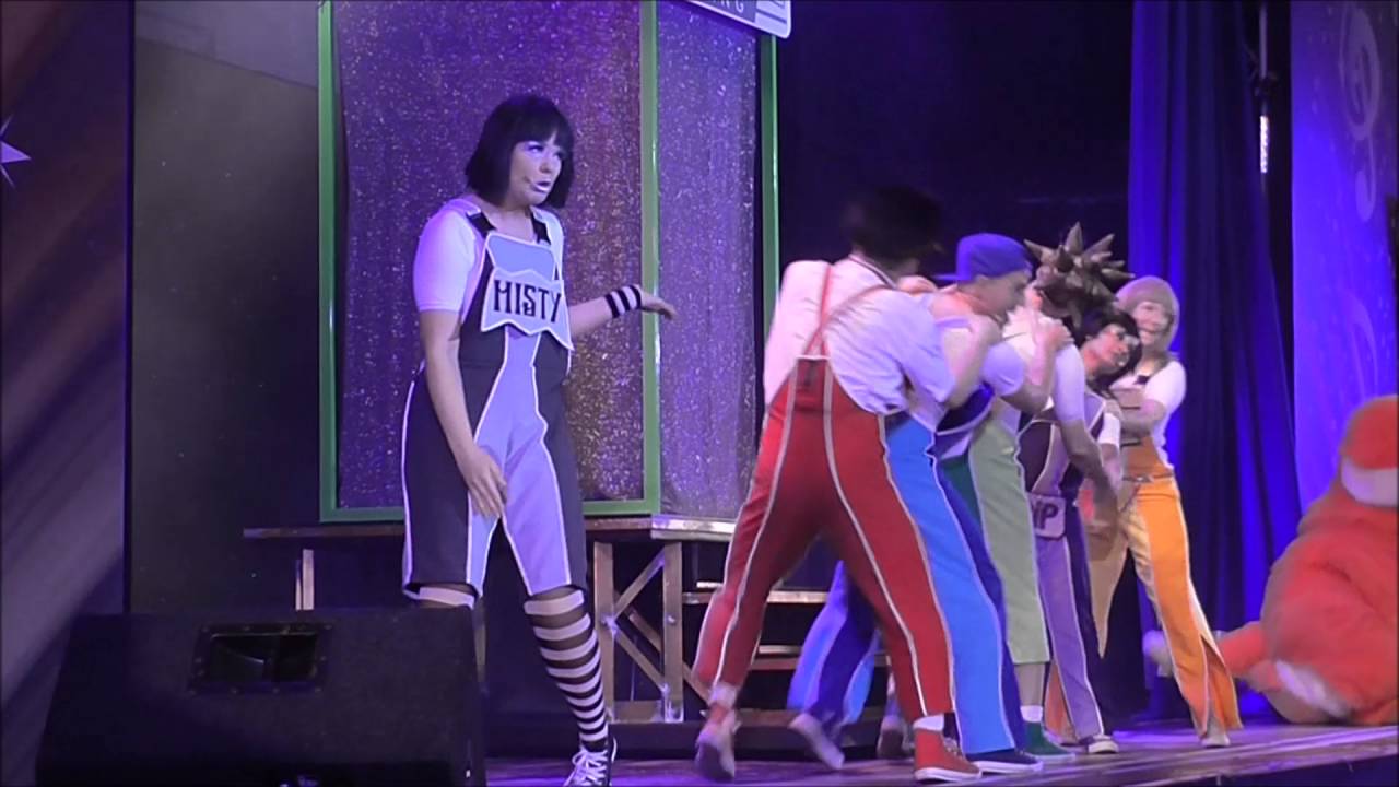 Skyline Gang 'Misty makes the gang disappear' | It's Magic show at Butlins Bognor Regis