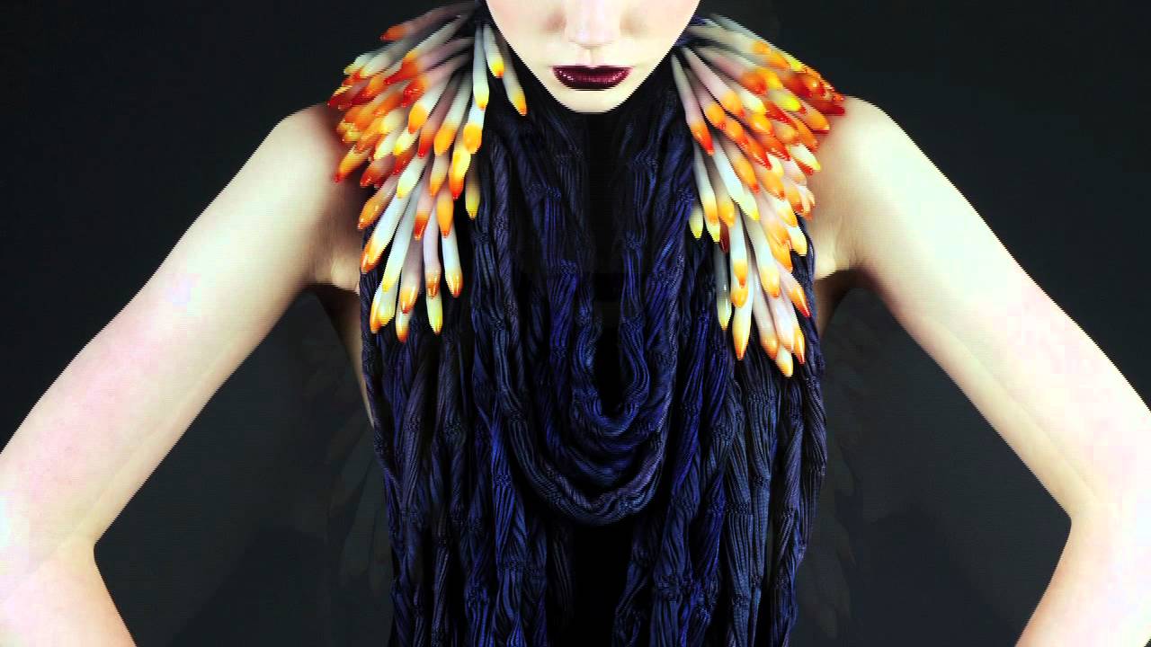 CREATIVE PEOPLE: Jasmin Giles, contemporary jewellery designer