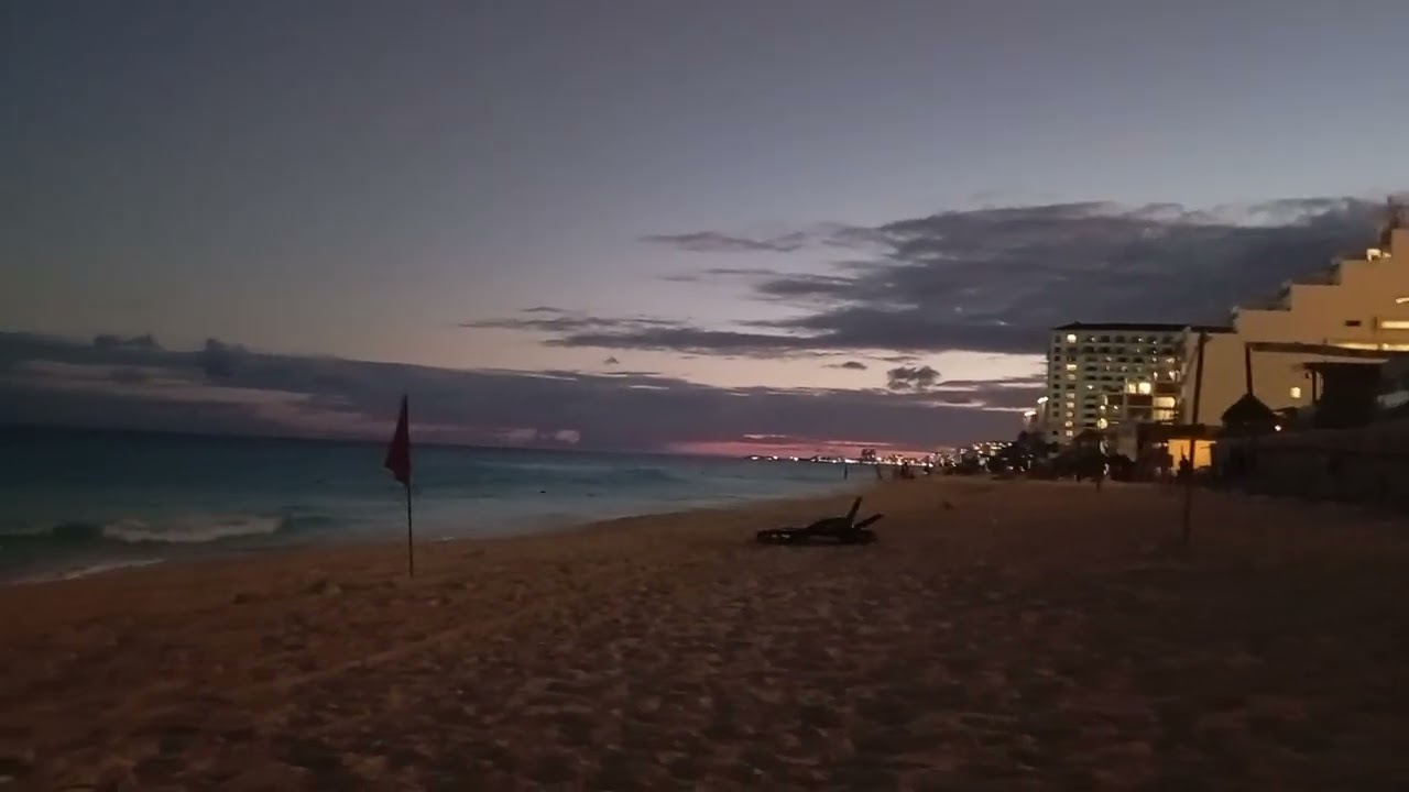 Cancún de noche playa 😍