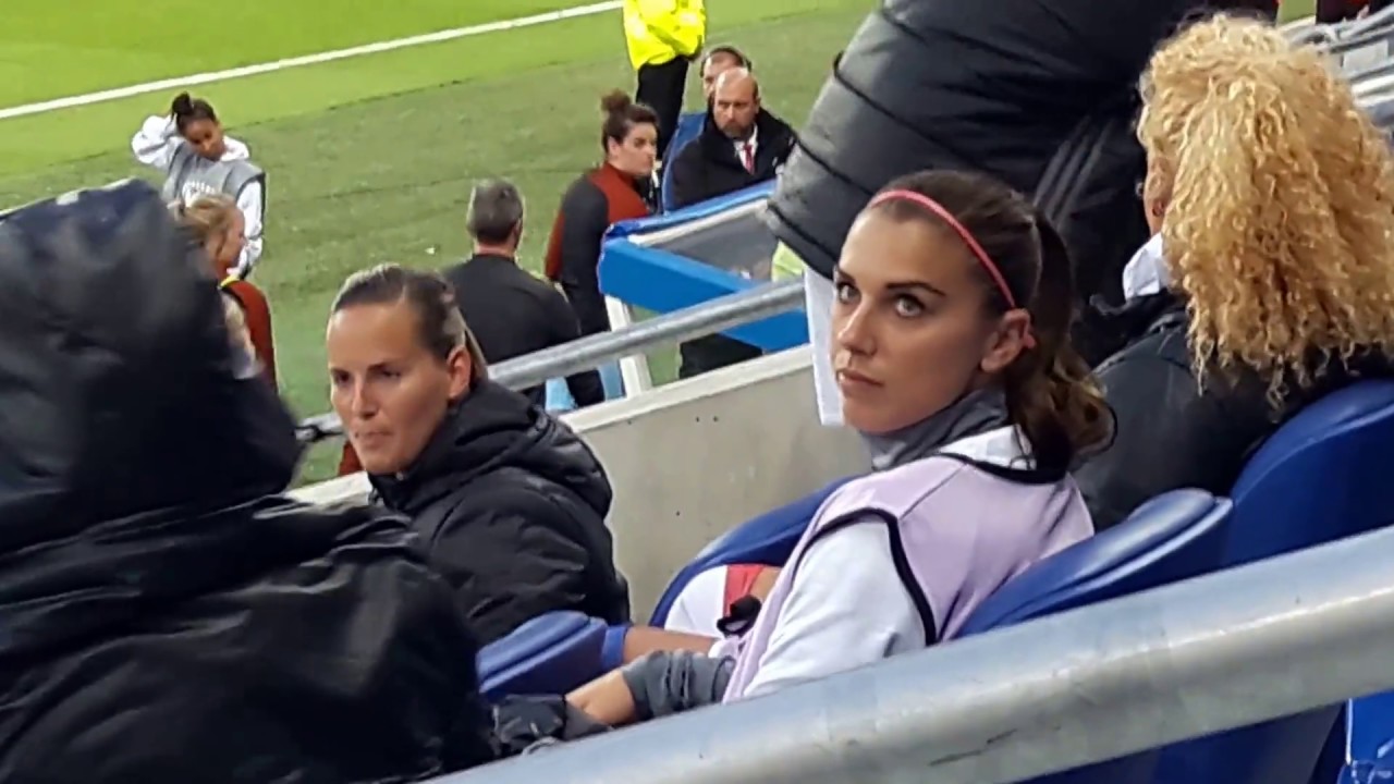 Alex morgan -  OLf - man city - 4-29-2017 (4)