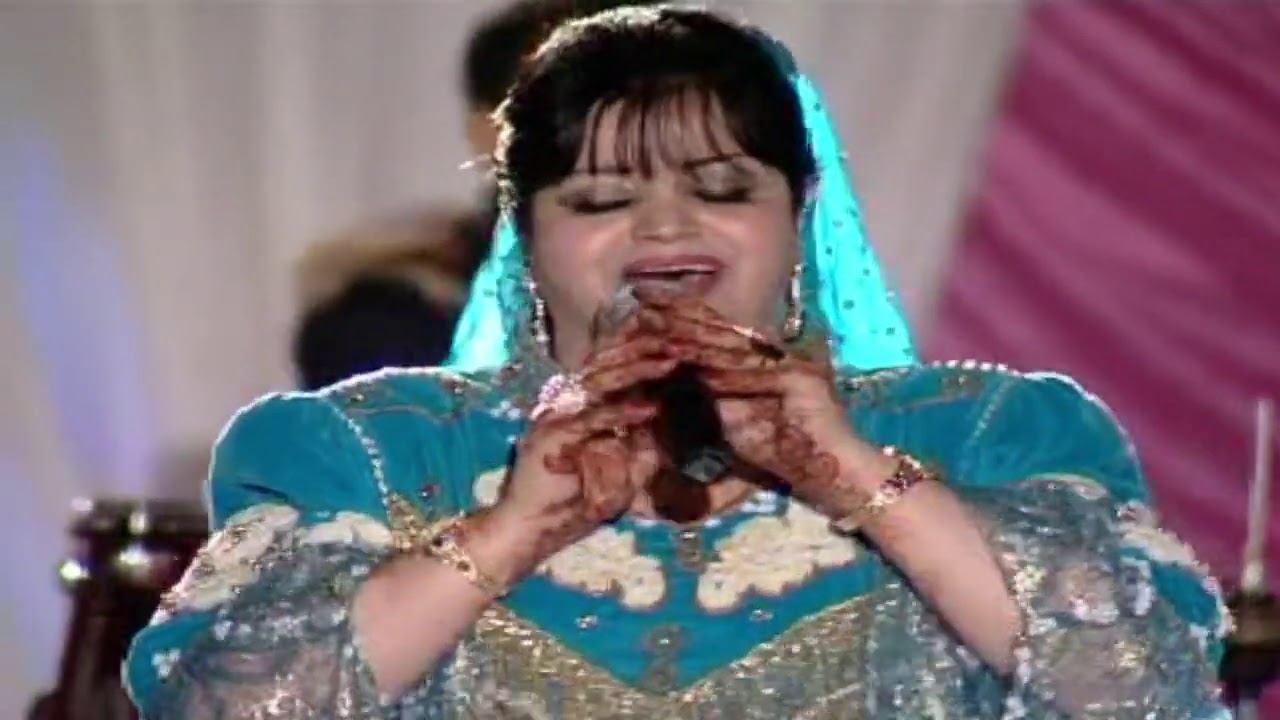 الفنانة مينة تيويريت (أجاغ أودي أيولينو) (ajagh awdi ayoulinou) mina tiwirit
