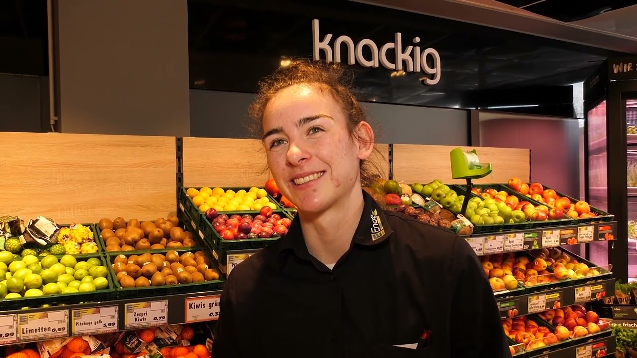 Chefs für zwei Wochen – Unsere Azubis leiten den Supermarkt in Bettrath!