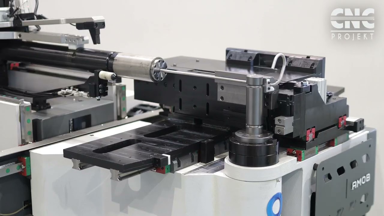 CNC-PROJEKT: Giętarka elektryczna trzpieniowa CNC do rur i profili model eMOB 32 LR firmy AMOB