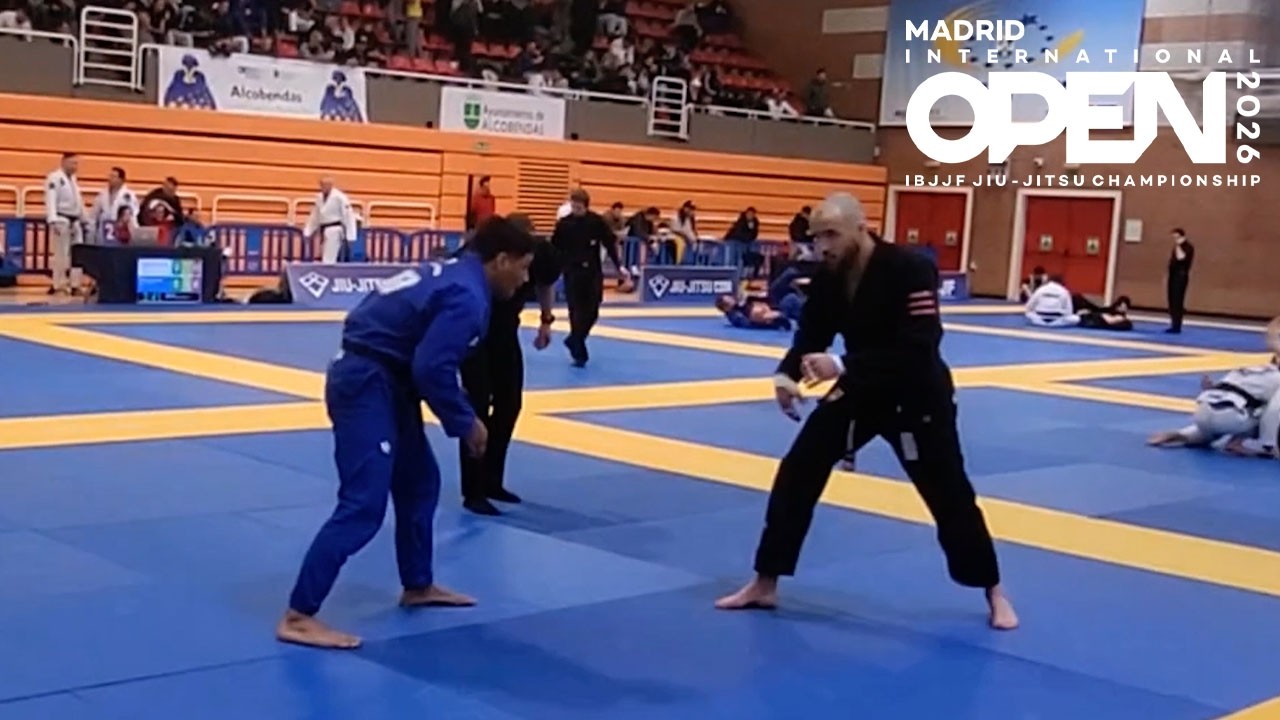 Дуглас Соарес против Элиота Сарту / Madrid Open 2026