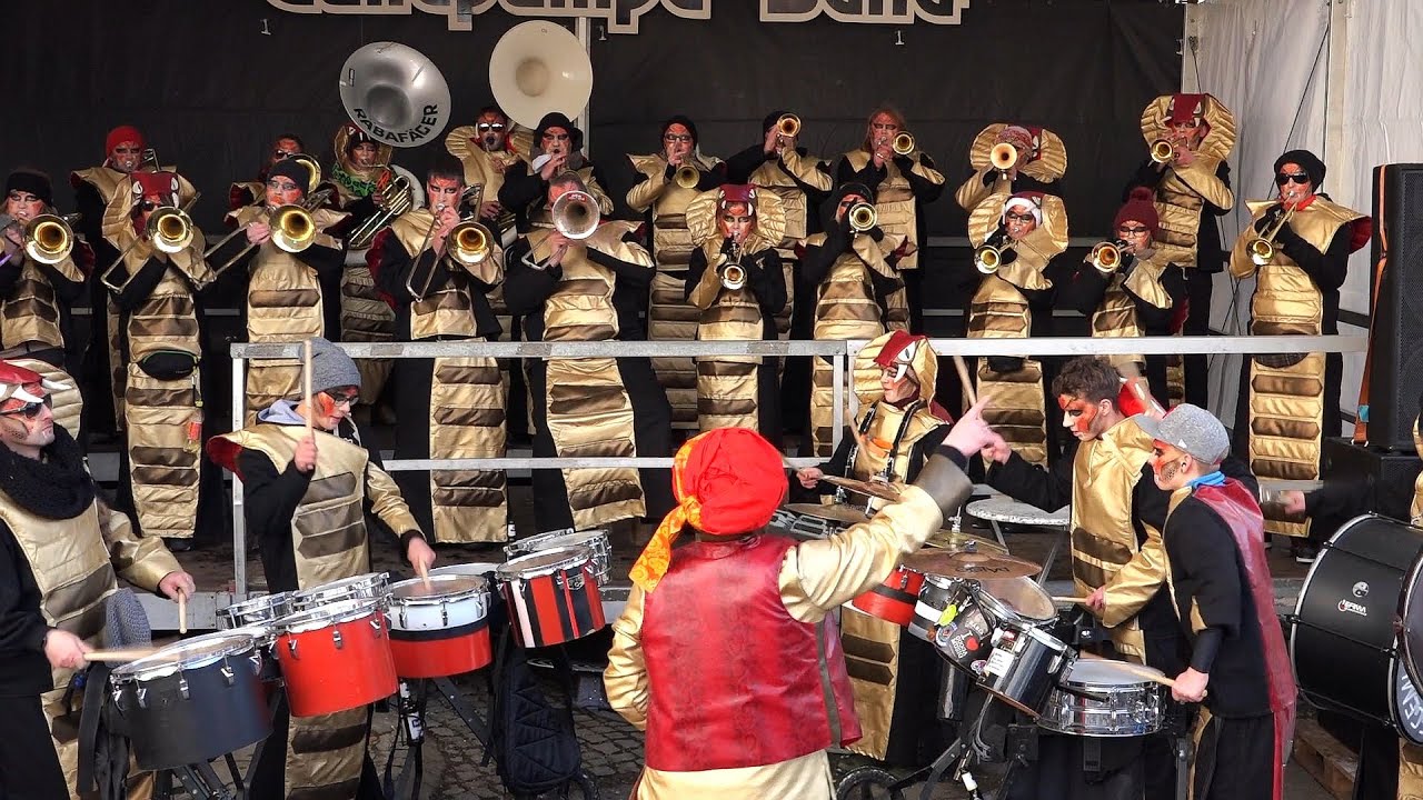 Guggemusig Räbafäger bei  Gülläfäschtival 2016