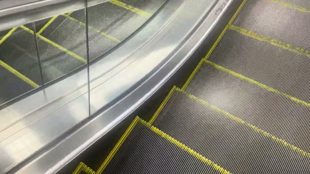 Escalator Train Japan 2