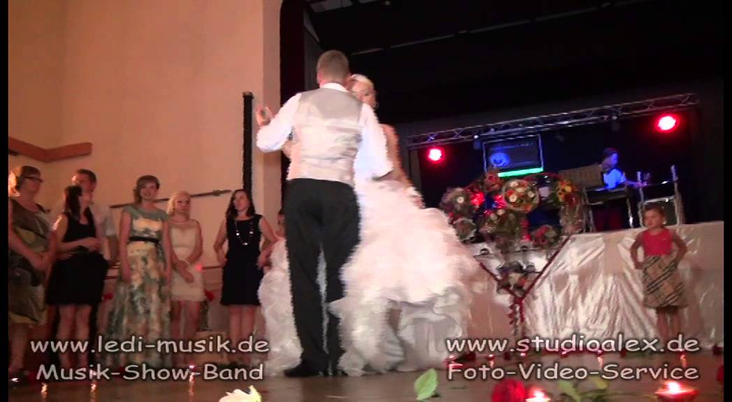 Musikgruppe Ledi aus Dingolfing & Hochzeitsfotograf   Kameramann f&uuml;r russische Hochzeit