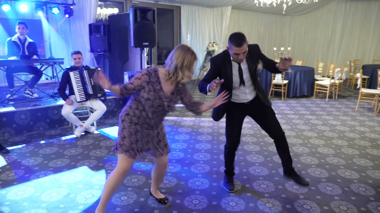 Program Muzica Ușoara / Latino / Folclor - Nunta Bohema / Formația 