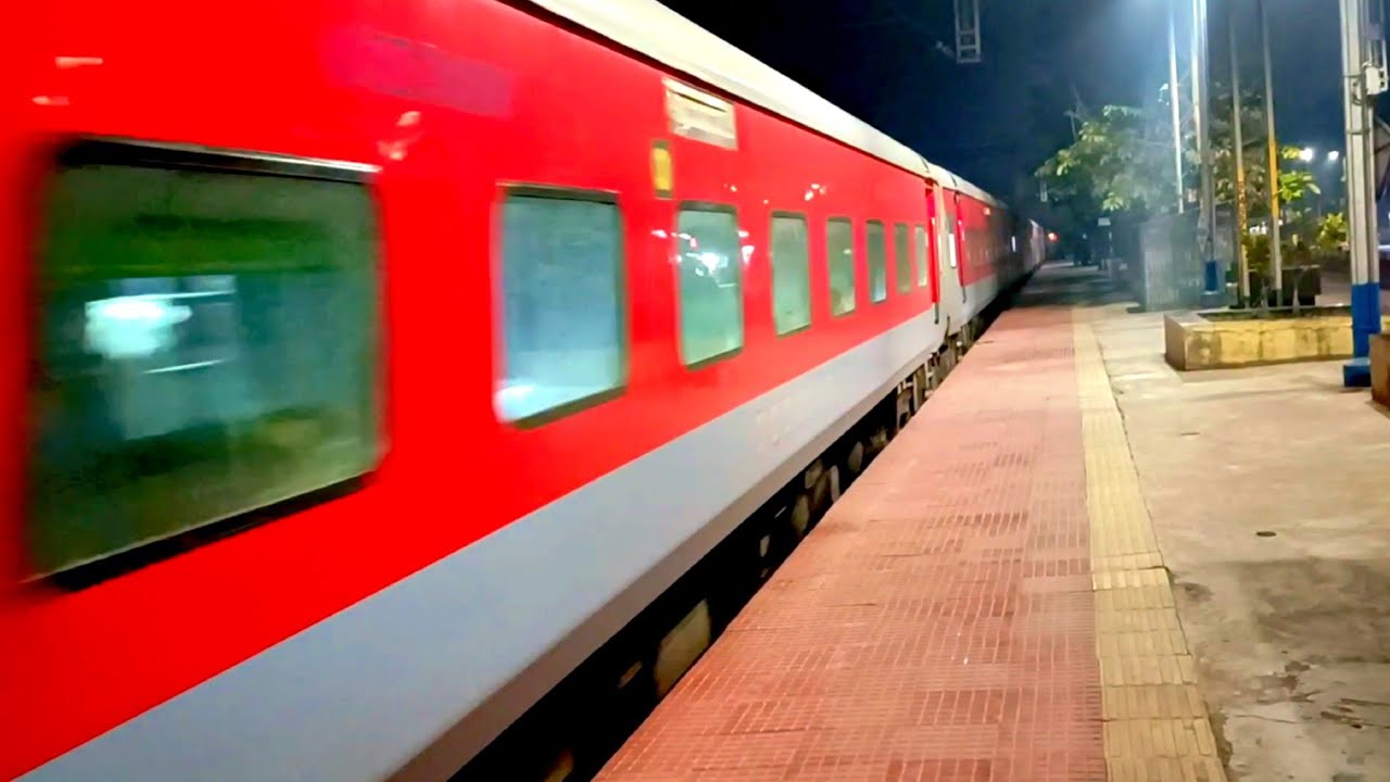 🔥 Brand New LHB Gour Express | Train Video of Indian Railways | Indian Train Videos at Night