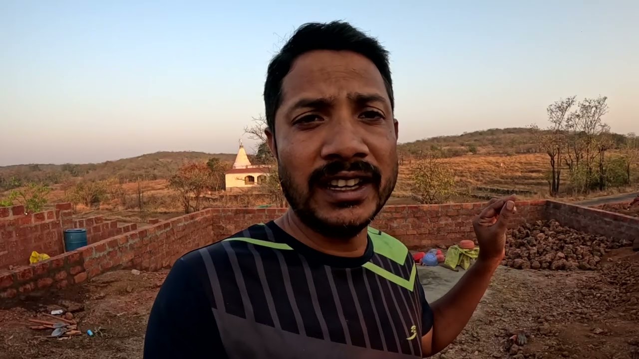 नवीन घरच्या बांधकामाला सुरवात. चवतारा बांधायला सुरवात केली.