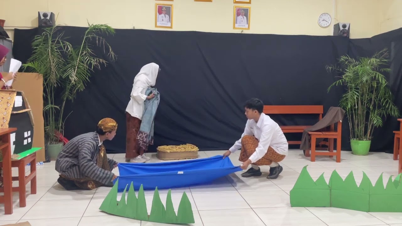 DRAMA UPRAK XII-3 