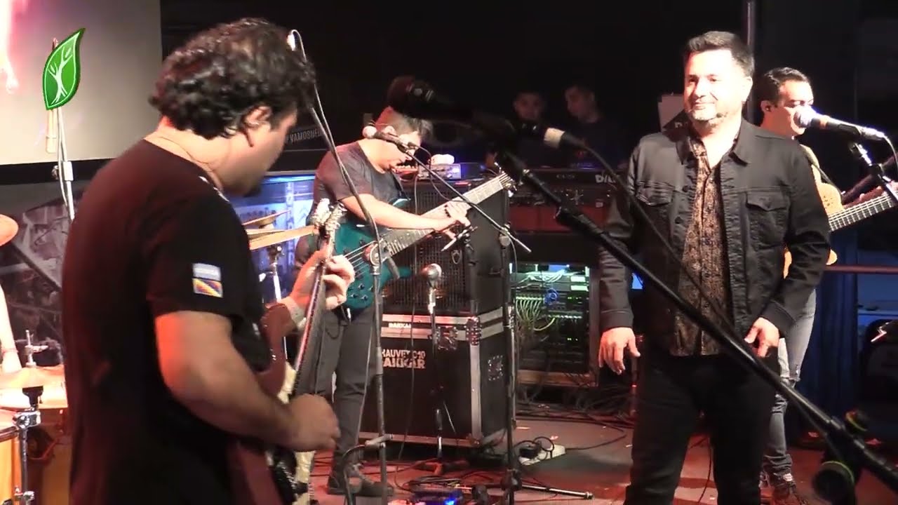 Orellana Lucca con Jorge Rojas - Guitarra compañera - Club Olímpico 01/04/22