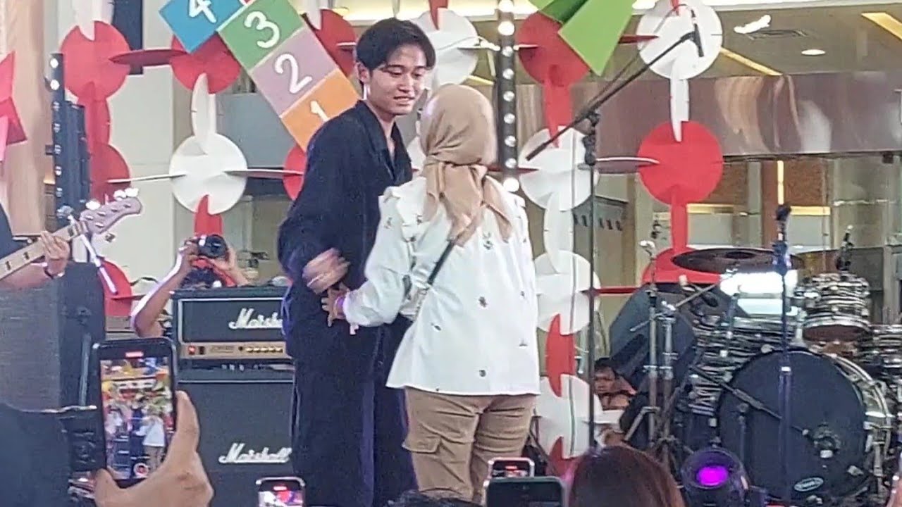 RIZWAN FADILAH - TANPA BICARA , LIVE GEN ON TRACK SUMMARECON MALL BEKASI 9-8-2024