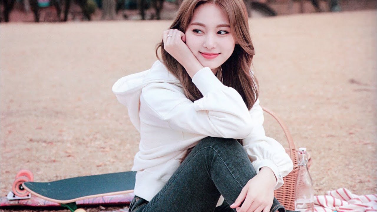 [BANGTWICE] does Tzuyu suit Jungkook’s ideal type? PART 2