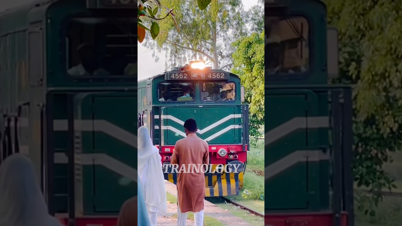 14dn Awam Express Approaching Ghakhar Mandi|Trainology|#pakistanrailways #trainspeed #geu20