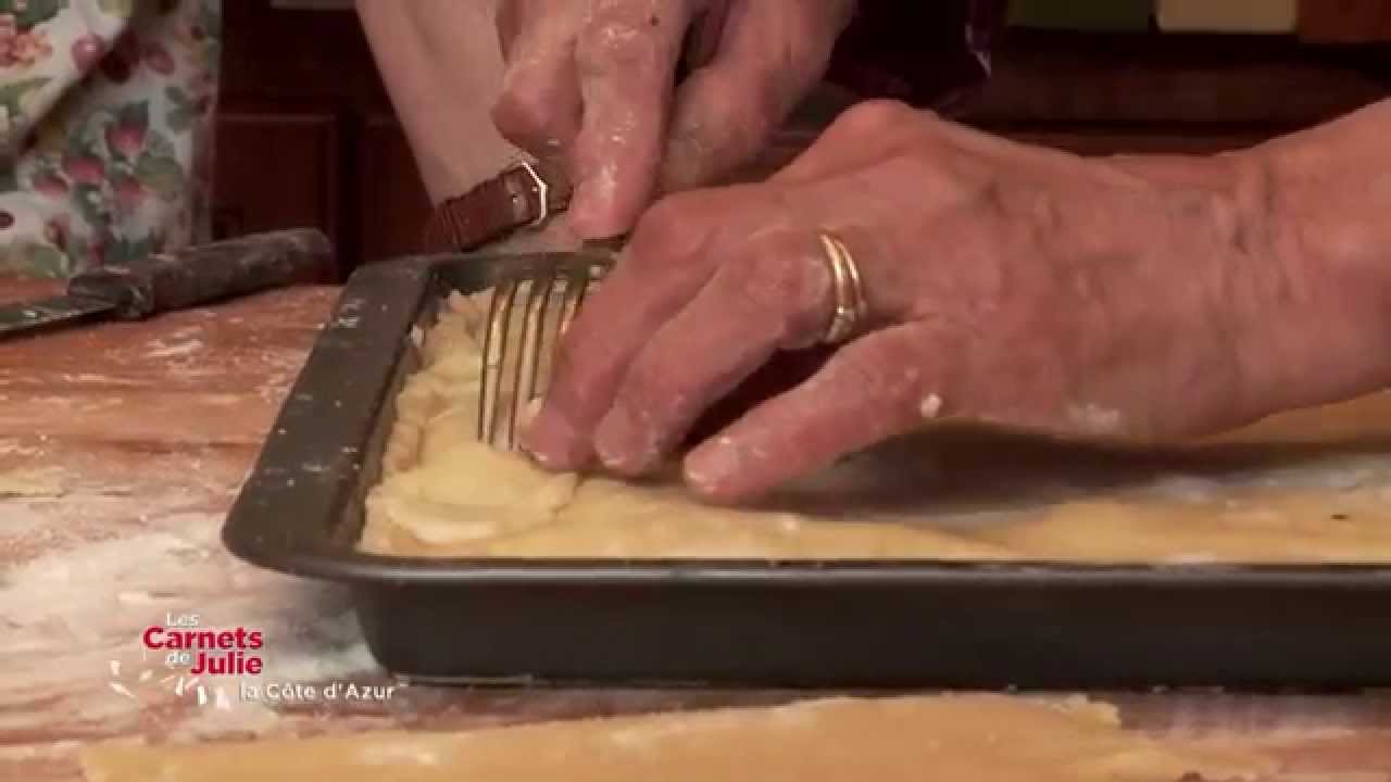 Recette : tourte de blettes aux raisins et aux pignons - Les carnets de Julie
