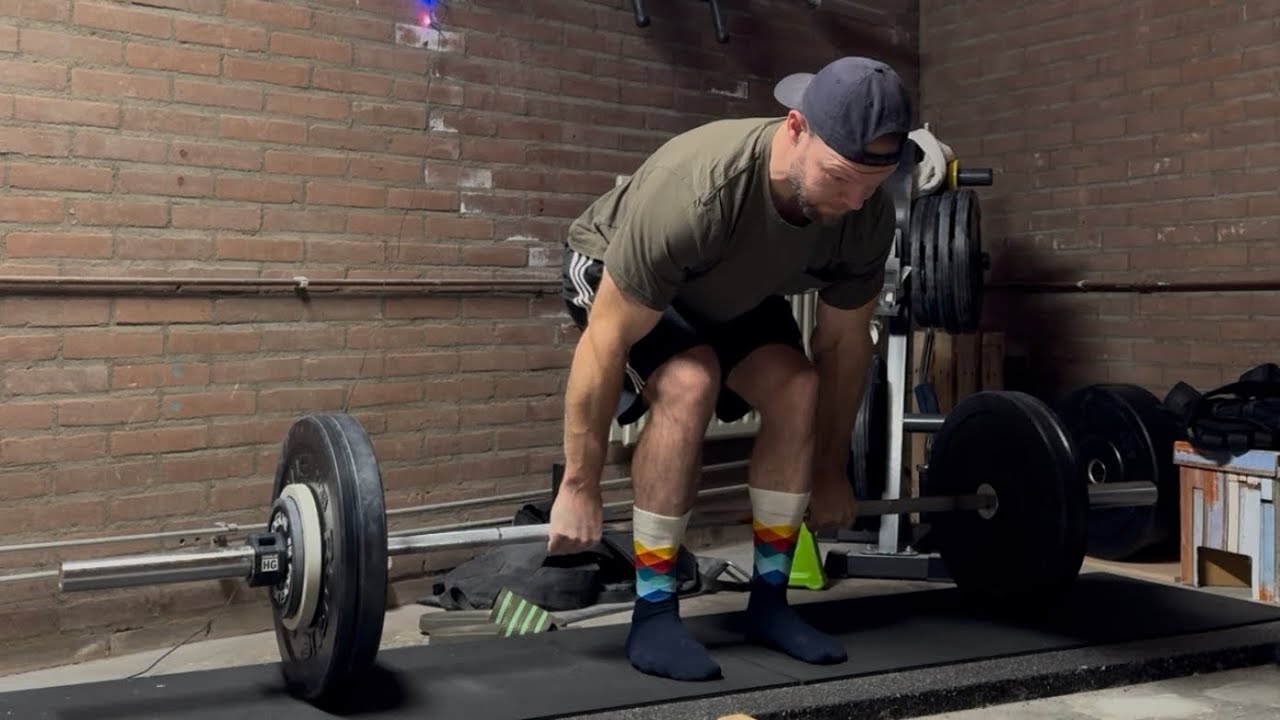 Deadlift Everyday Day 567: Just 5 minutes to train