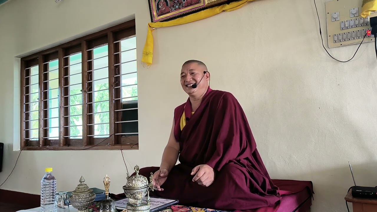 སྔགས་རམས་པ་རྒན་བློ་བཟང་རབ་འབྱོར་མཆོག་གིས་འཇིགས་བྱེད་དཔའ་གཅིག་ཆོ་ག་ཐོག་སློབ་ཁྲིད་ཀྱི་བརྙན་གསུམ་པ།