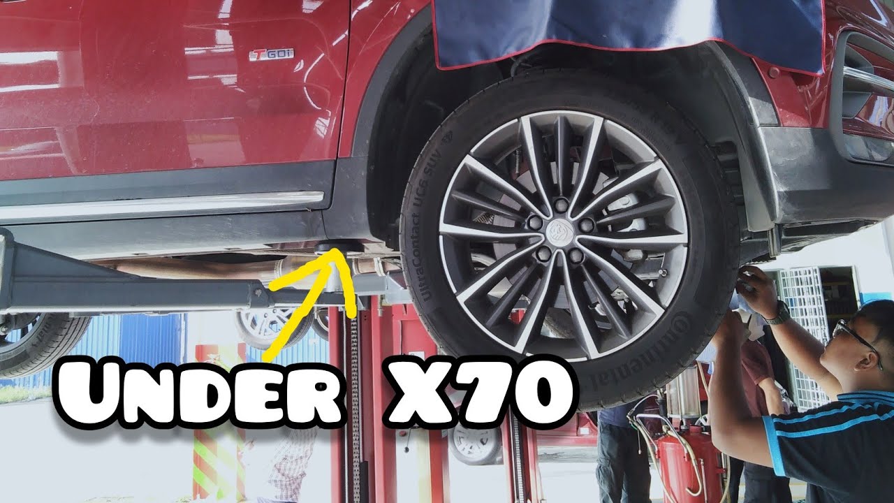 Tengok bawah Proton X70.