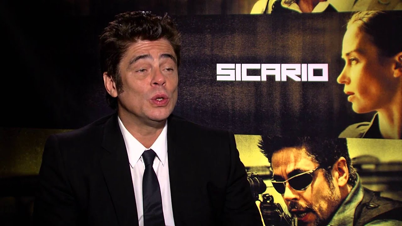 Benicio Del Toro Chats with Harkins Behind the Screens