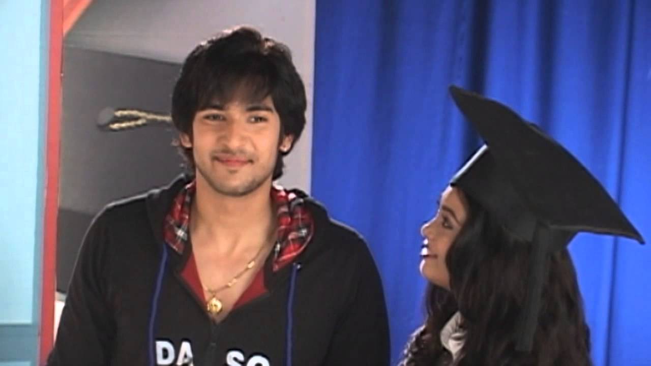 Ranvijay's Emotional Speech for Veera's Graduation Ceremony