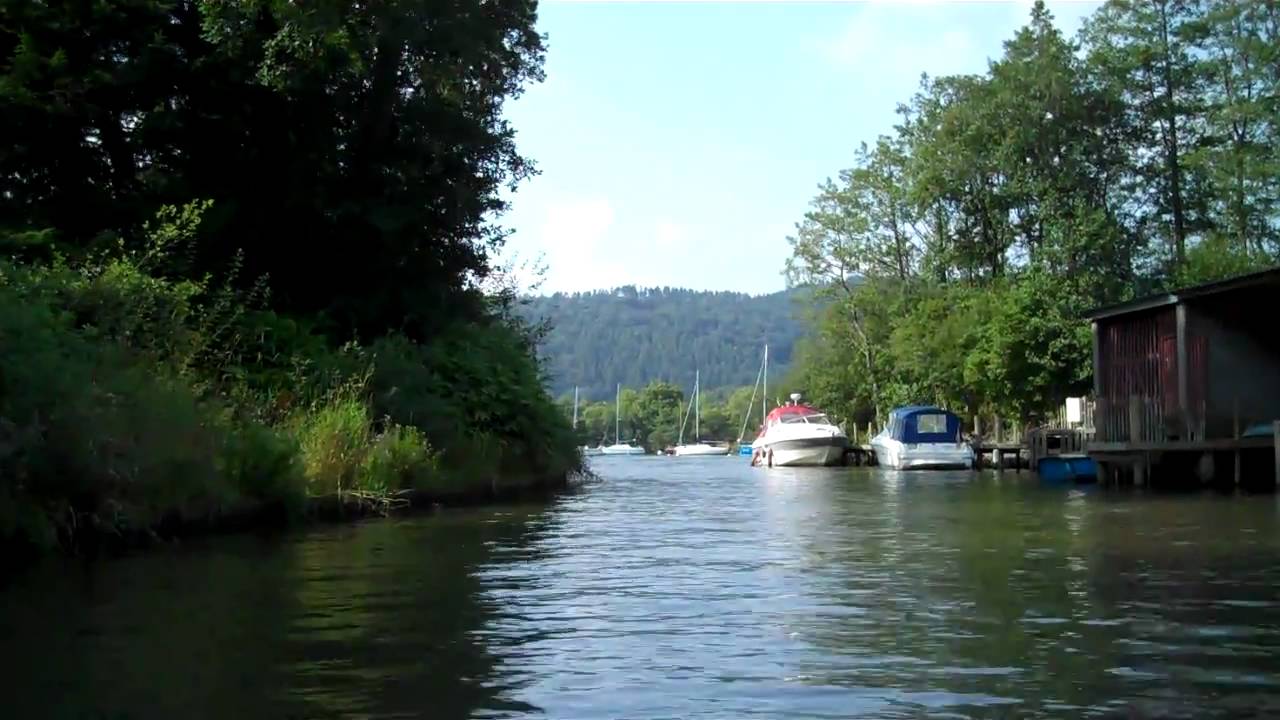 Windermere Marina Village - the way to the lake.MP4