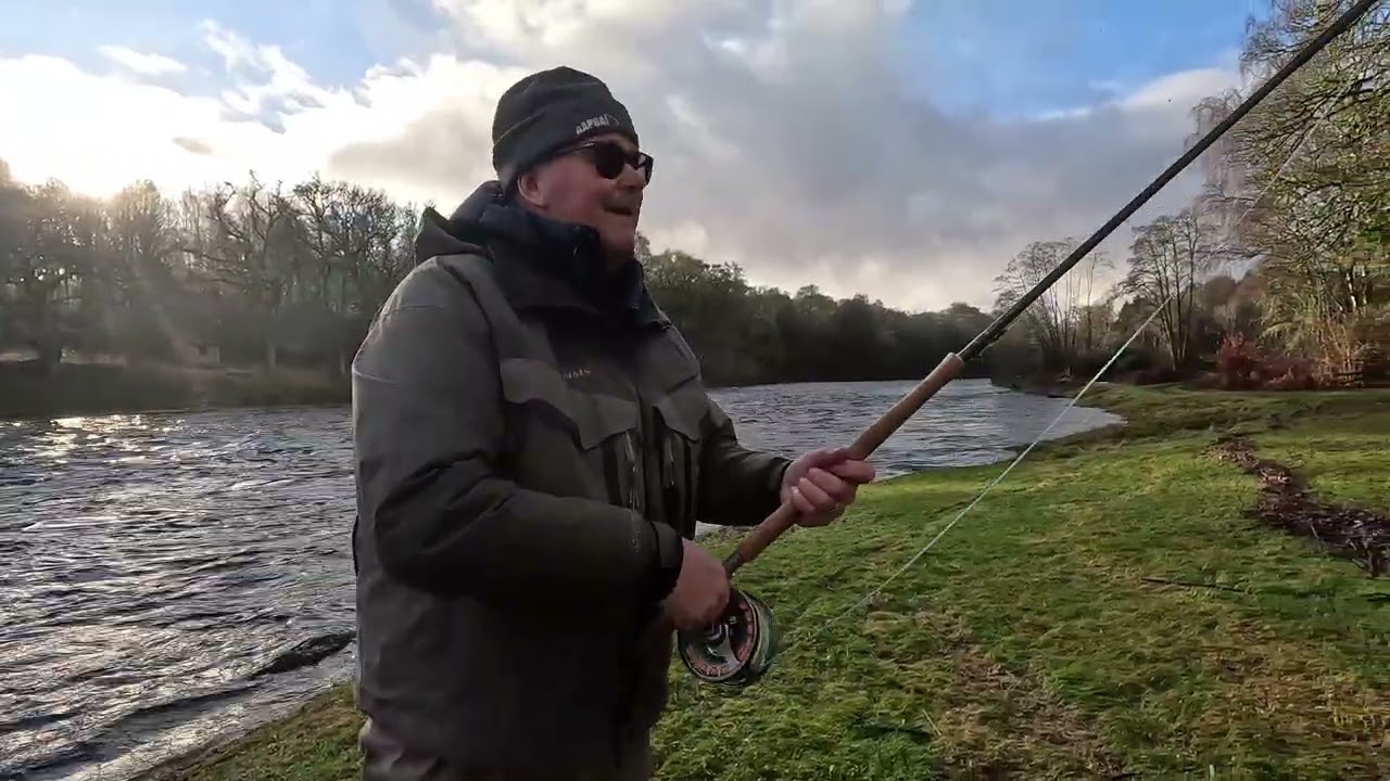 Salmon fishing at Findynate ,River Tay      15 th January 2026
