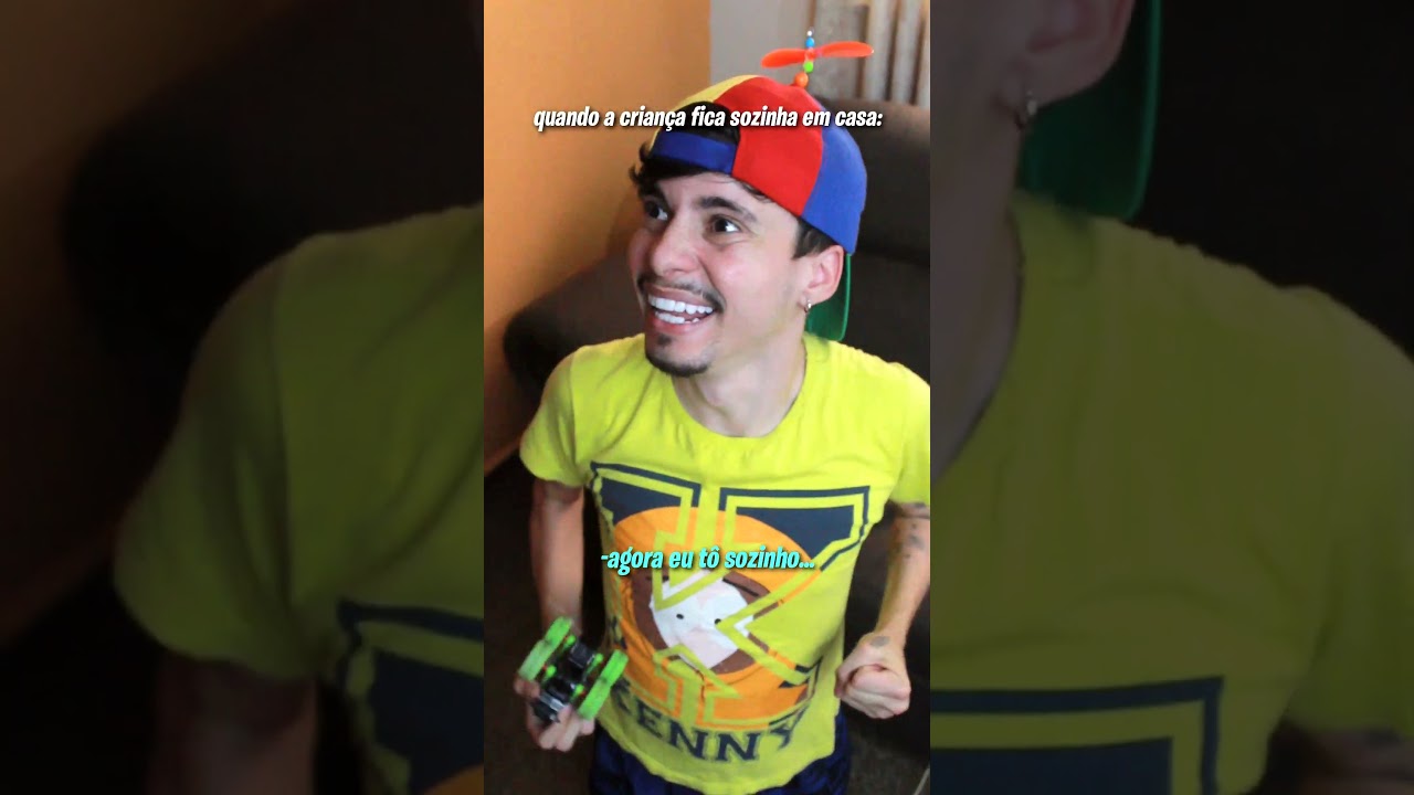 QUANDO A CRIAN&Ccedil;A FICA SOZINHA EM CASA #Shorts