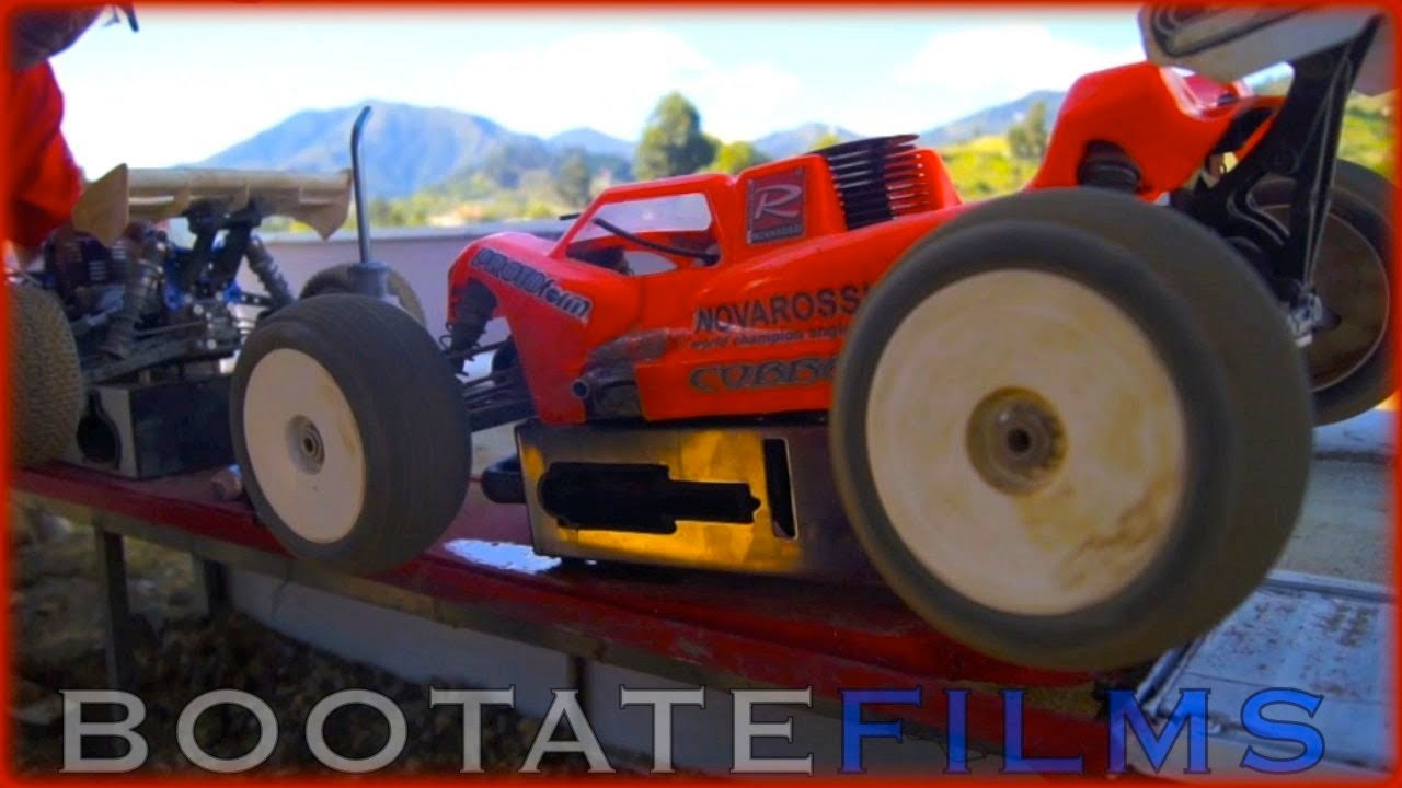 Automodelismo Off Road Ecuador - Pichincha (How To Drift With A Model Car - RC Car)