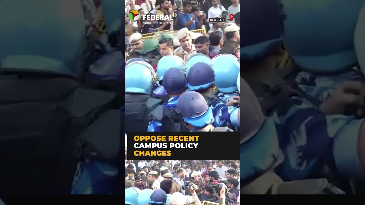 JNU Students Demand V-C&rsquo;s Resignation Over New Campus Policies