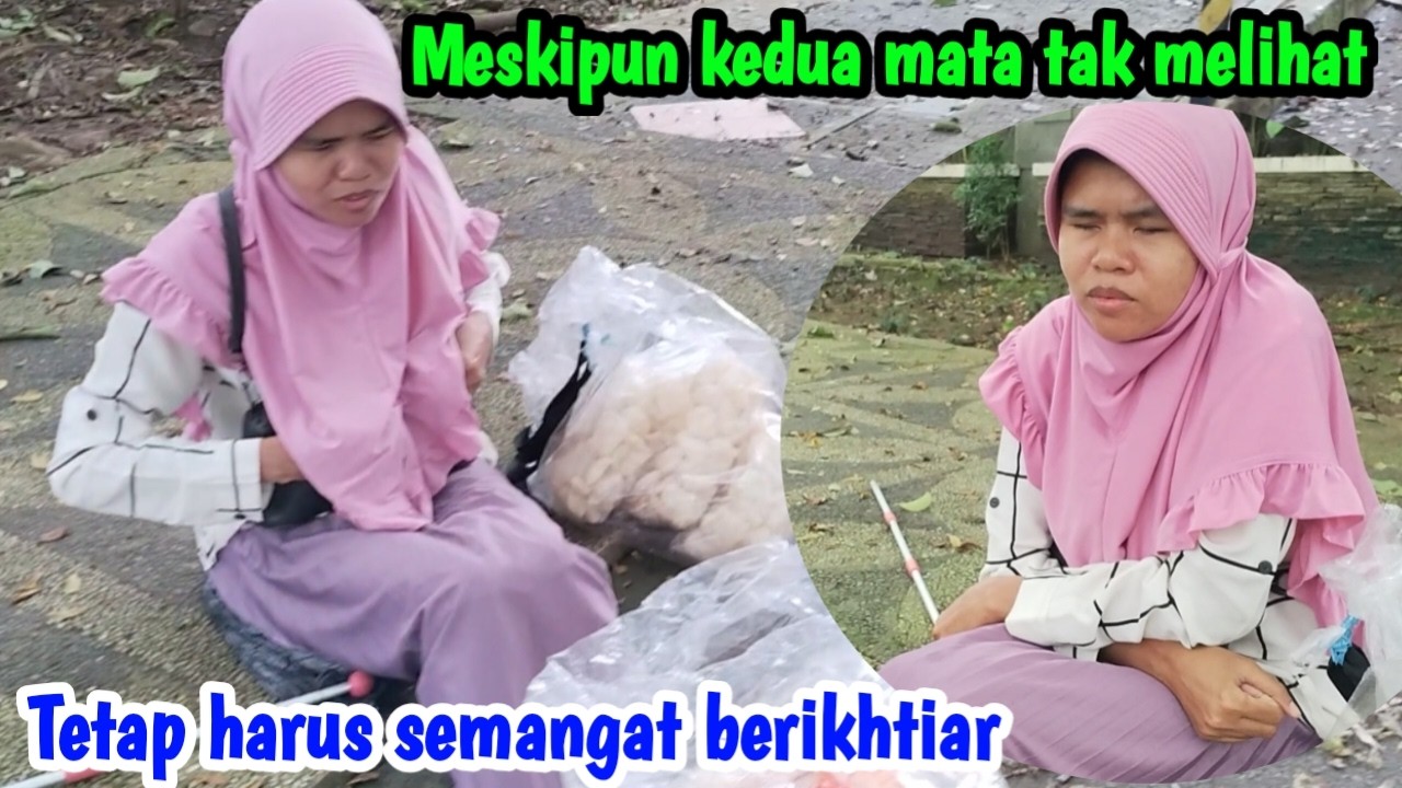 AKIBAT KENA BOLA‼️KEDUA MATANYA SAMPAI TAK BISA MELIHAT❗SALUTNYA BU IIS MASIH TETAP MAU BERIKHTIAR