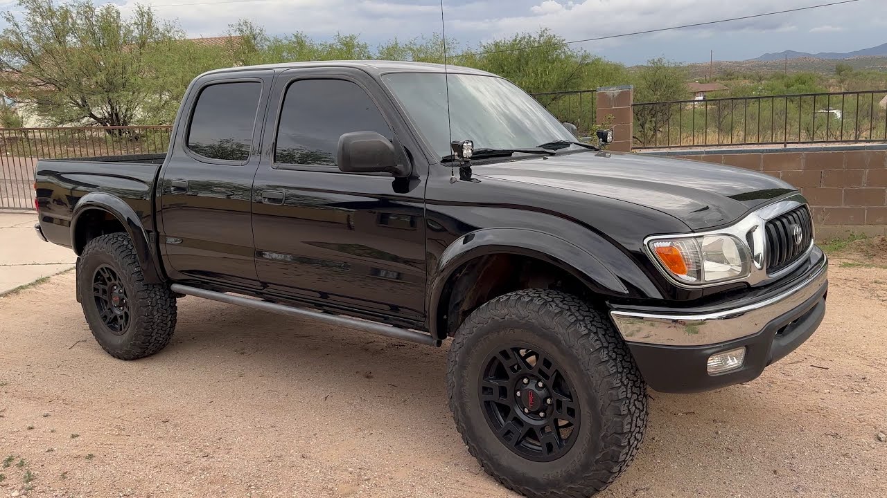 Walkthrough of My Preowned 2002  4X4 Toyota Tacoma
