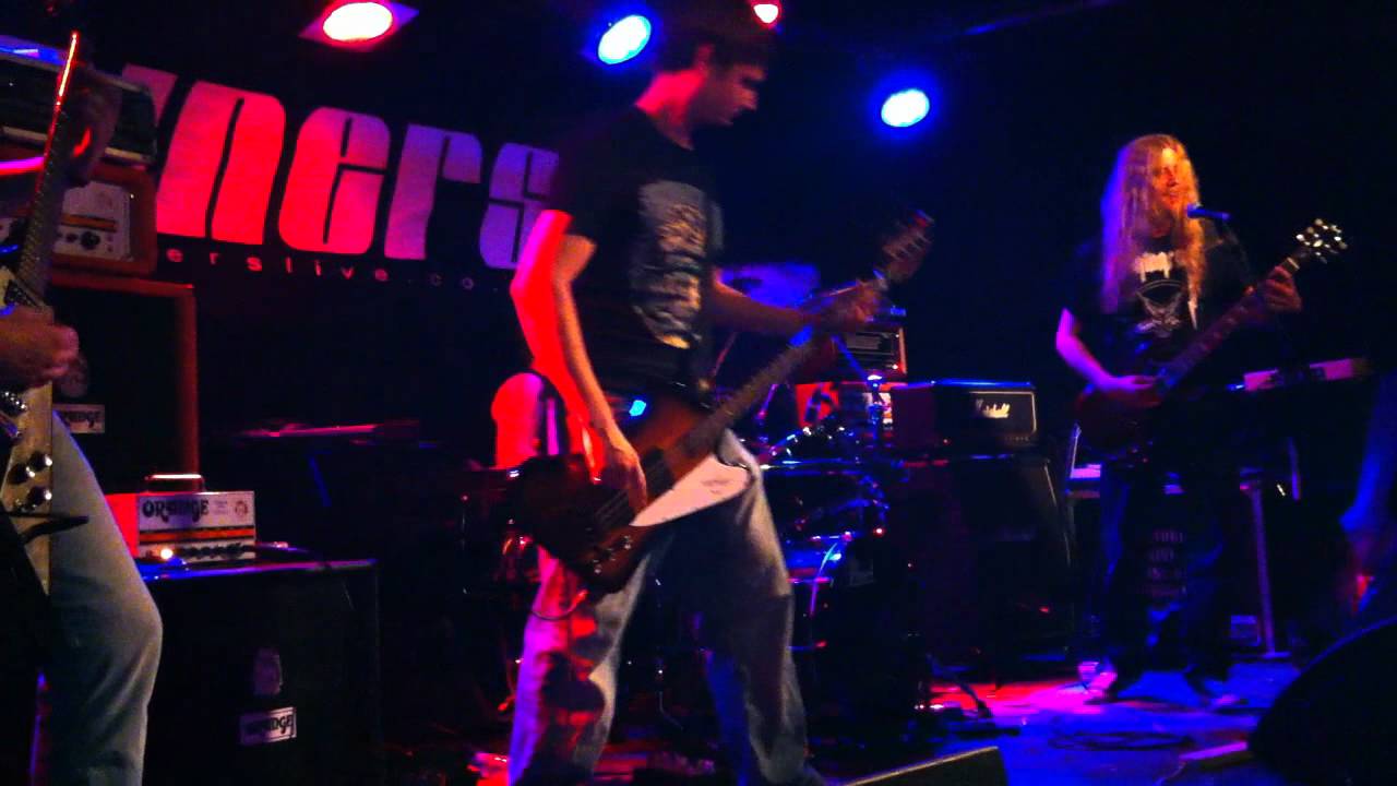 Skeleton-'Surrender To The Void' - Joiners Arms, Southampton- 9th August 2012