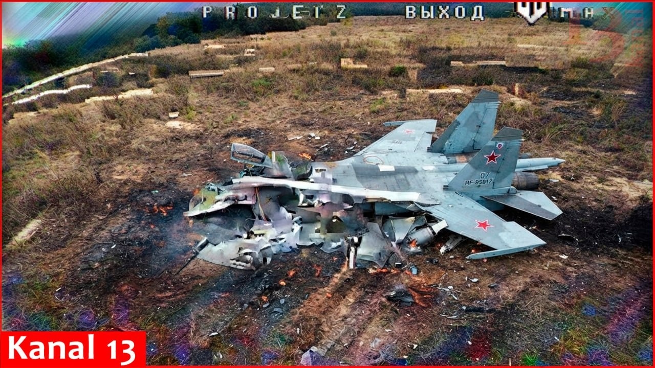 Украина опубликовала кадры сбитого российского истребителя Су-35