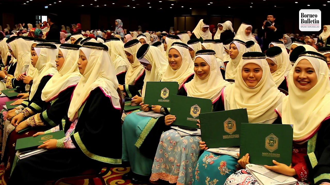 Sultan Graces UNISSA’s 9th Hafl Al Takharruj