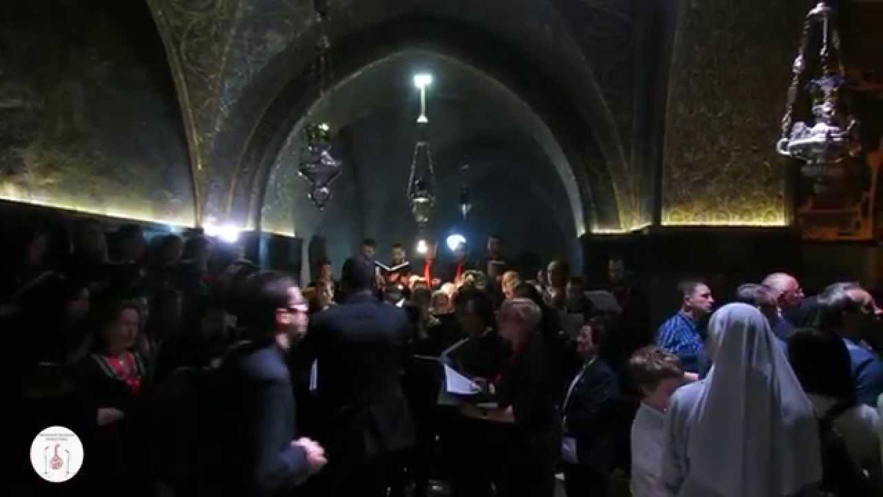 Good Friday at the Holy Sepulchre in Jerusalem: Velum Templi [18.4.14]