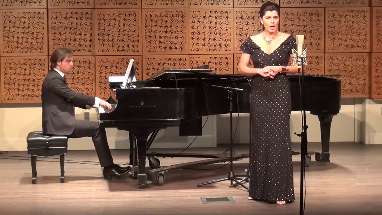 X. Montsalvatge: III. Chevere - Angelica de la Riva, Soprano & Orlando Alonso, Piano