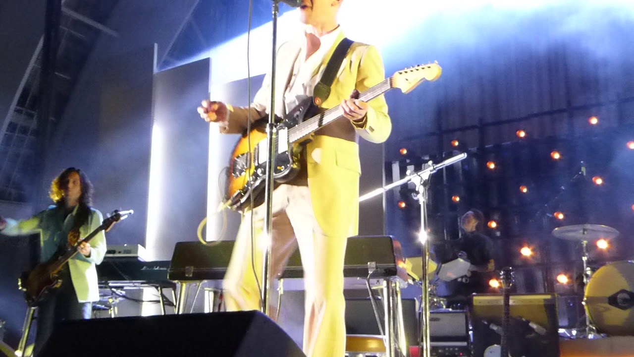 Arctic Monkeys - Dancing Shoes live @ Hollywood Bowl - October 17, 2018