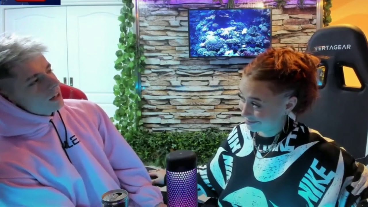 Oky le dice a Tuli lo que siente por ella y le dice 