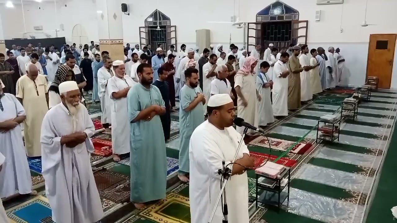 تلاوة تنشرح له الصدور من الشيخ خليفة بن عمارة من صلاة الترويح. اميه ونسة . الوادي. الجزائر  شترك
