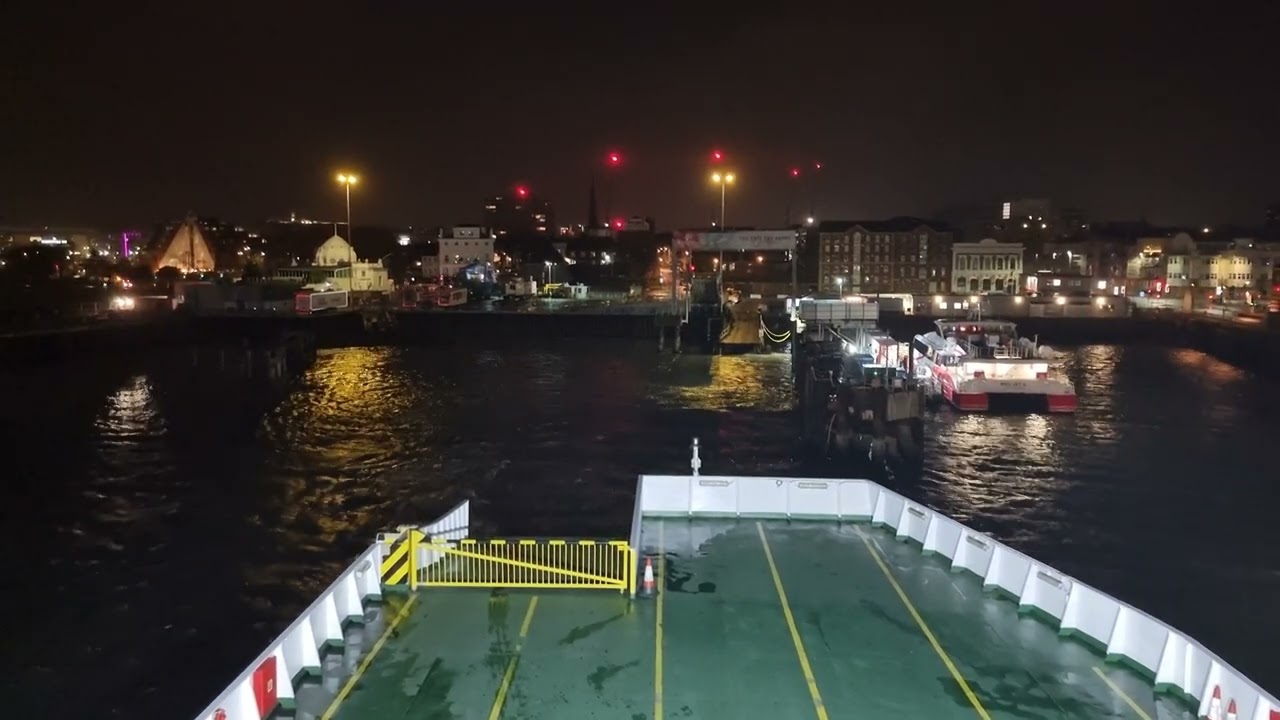 Red Funnel Ferry Red Osprey Departing Southampton