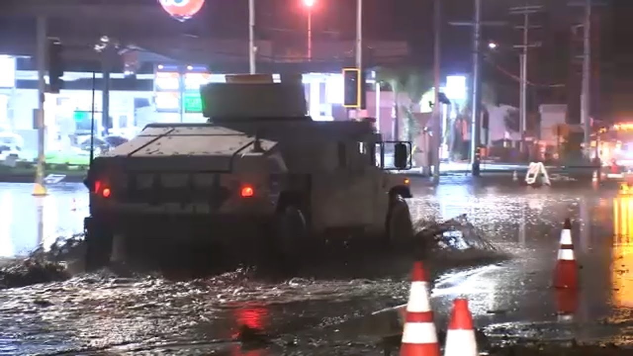 Heavy rain, mudslides hit Pacific Coast Highway
