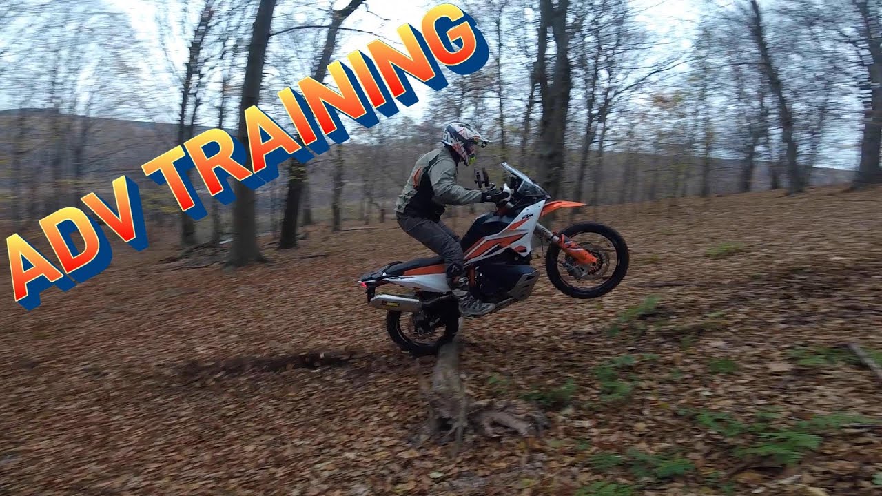 KTM 890 Adventure R and Yamaha Tenere T7 ADV training