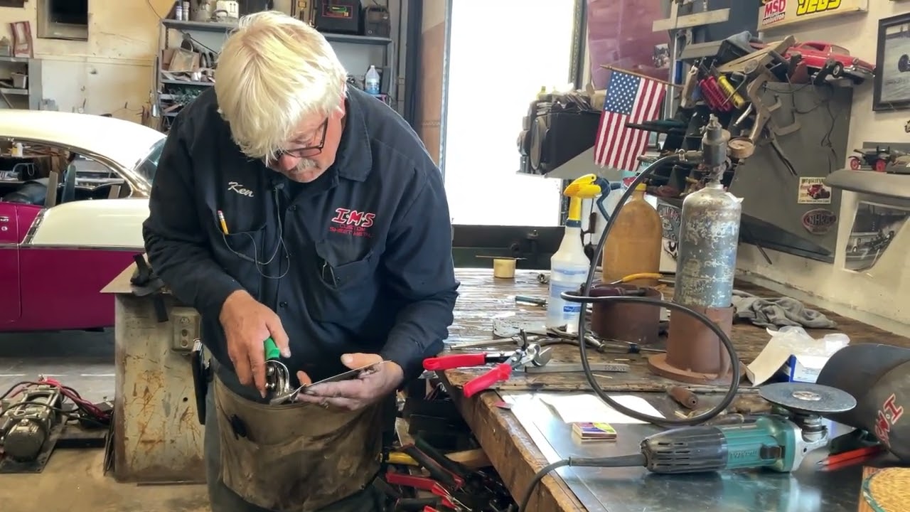 Sheet Metal is Fun!  Restoration: Repairing letters on a local iconic and historical sign.