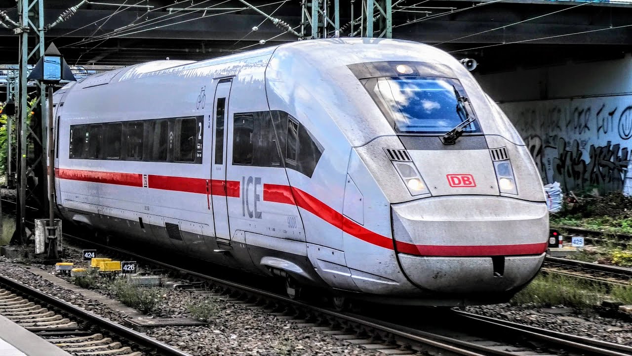 Trains at Hamburg Hbf | 17/10/2023