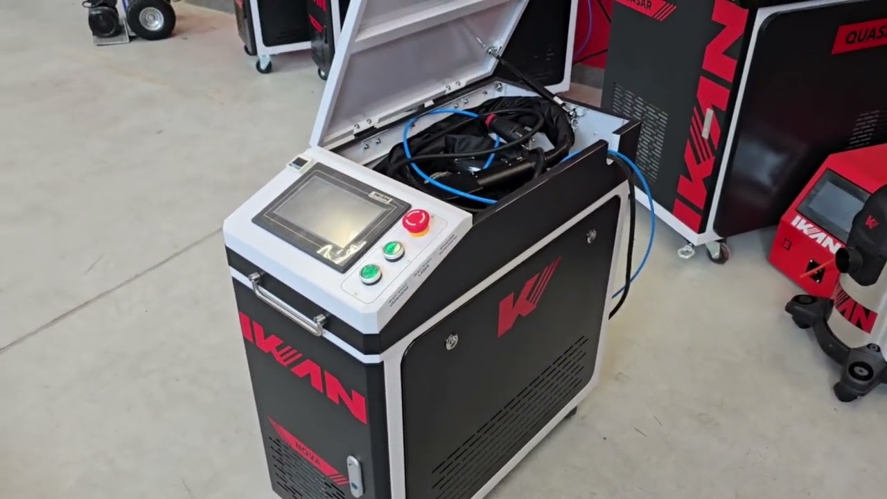 Laser pulsacyjny 300w . Czyszczenie farby olejnej laserem i elewacji