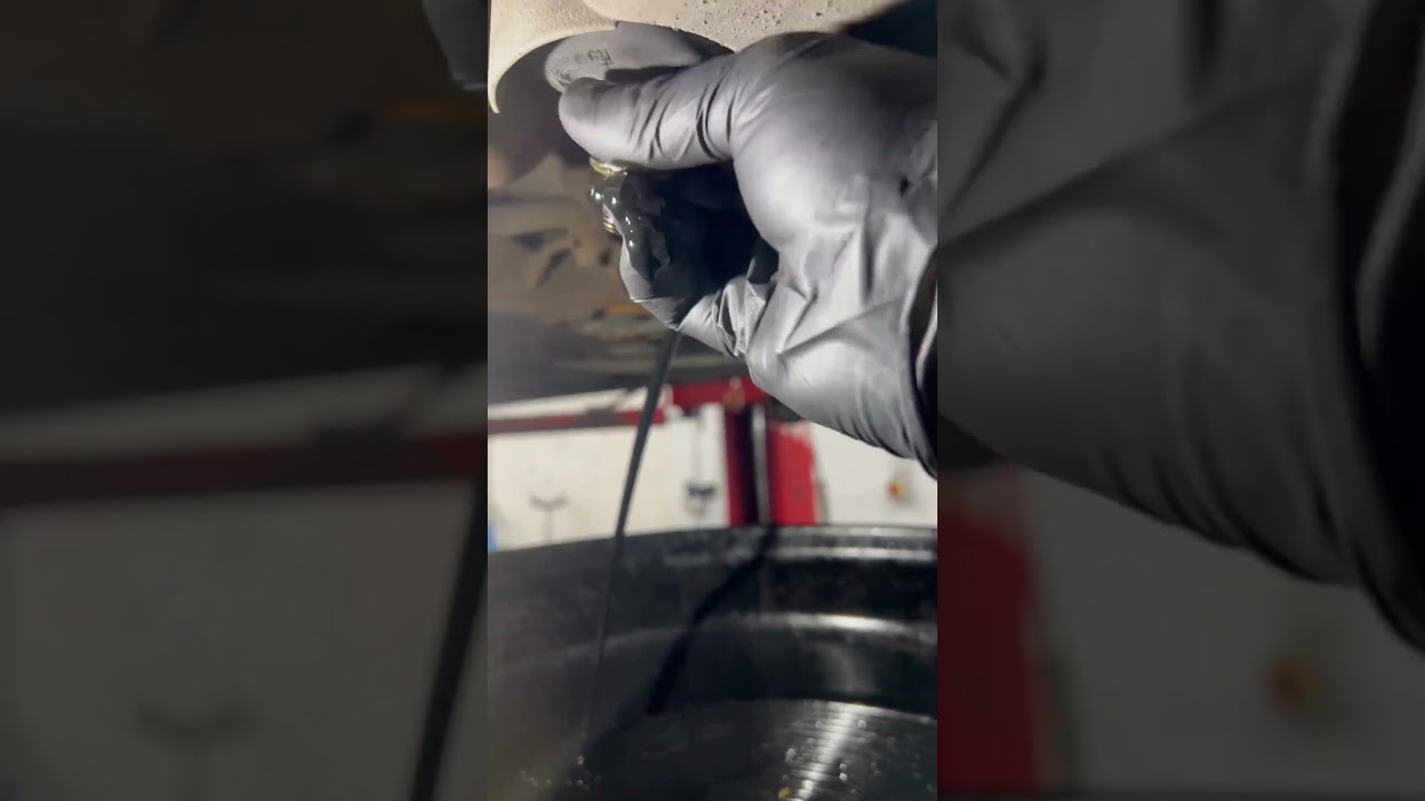 Vauxhall Astra 2016 oil change