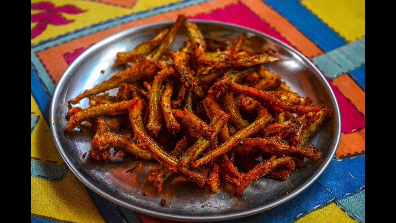 Sukhe Bombil Fry In Marathi | Bombil Fry Recipe | Bombil Recipe | Maharashtrian Recipes