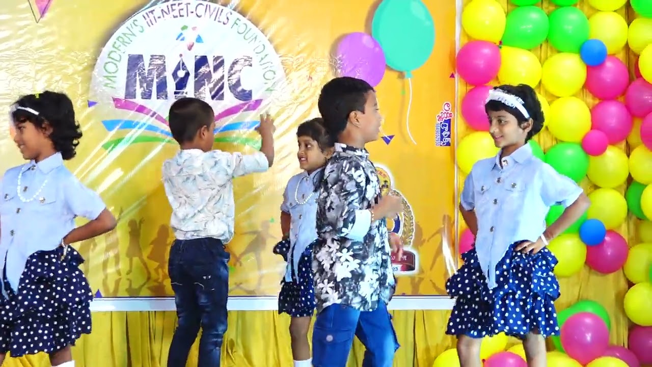 MODERN STELLAR UTSAV 2024-CHILAKALURIPET-UKG VICTORS-NUVVANTE NAKU CHALA ISHTAME DANCE PERFORMANCE
