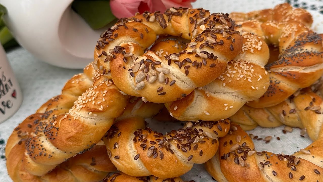 Covrigi impletiti cu mac si susan,cei mai deliciosi 👌#covrigi #fyp #viral